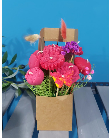 Elegant Kraft Paper Gift Bag with Flowers